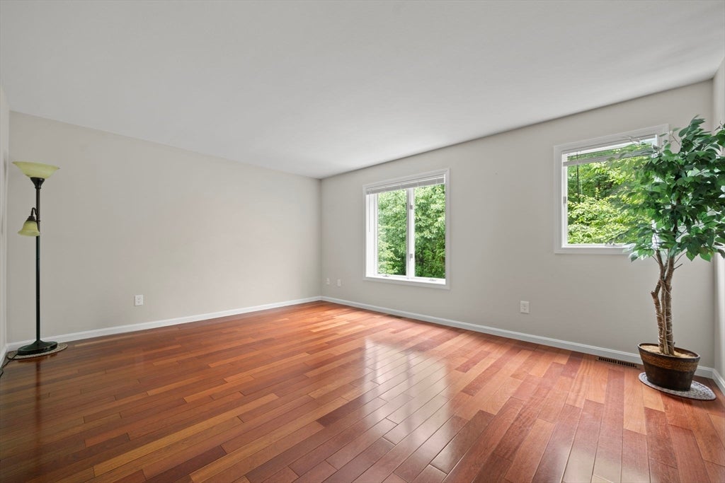 8 Country Meadow Rd #8, Haverhill, MA, 8 Country Meadow Rd #8, Haverhill, MA Photo #8