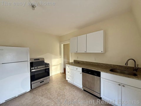 Photo of 12 Tufts St #3, Cambridge, MA 02139 (MLS # 73572480)