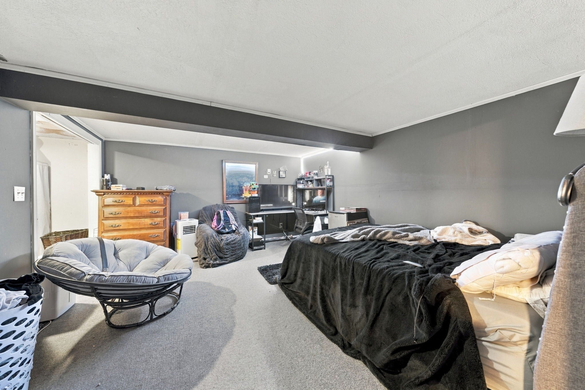 3320 County St, Somerset, MA Photo #17