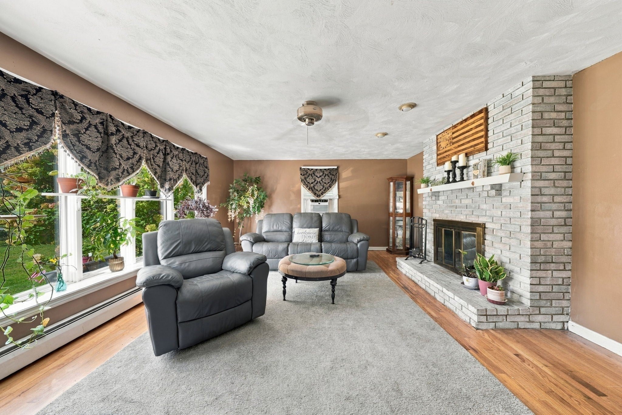 3320 County St, Somerset, MA Photo #2