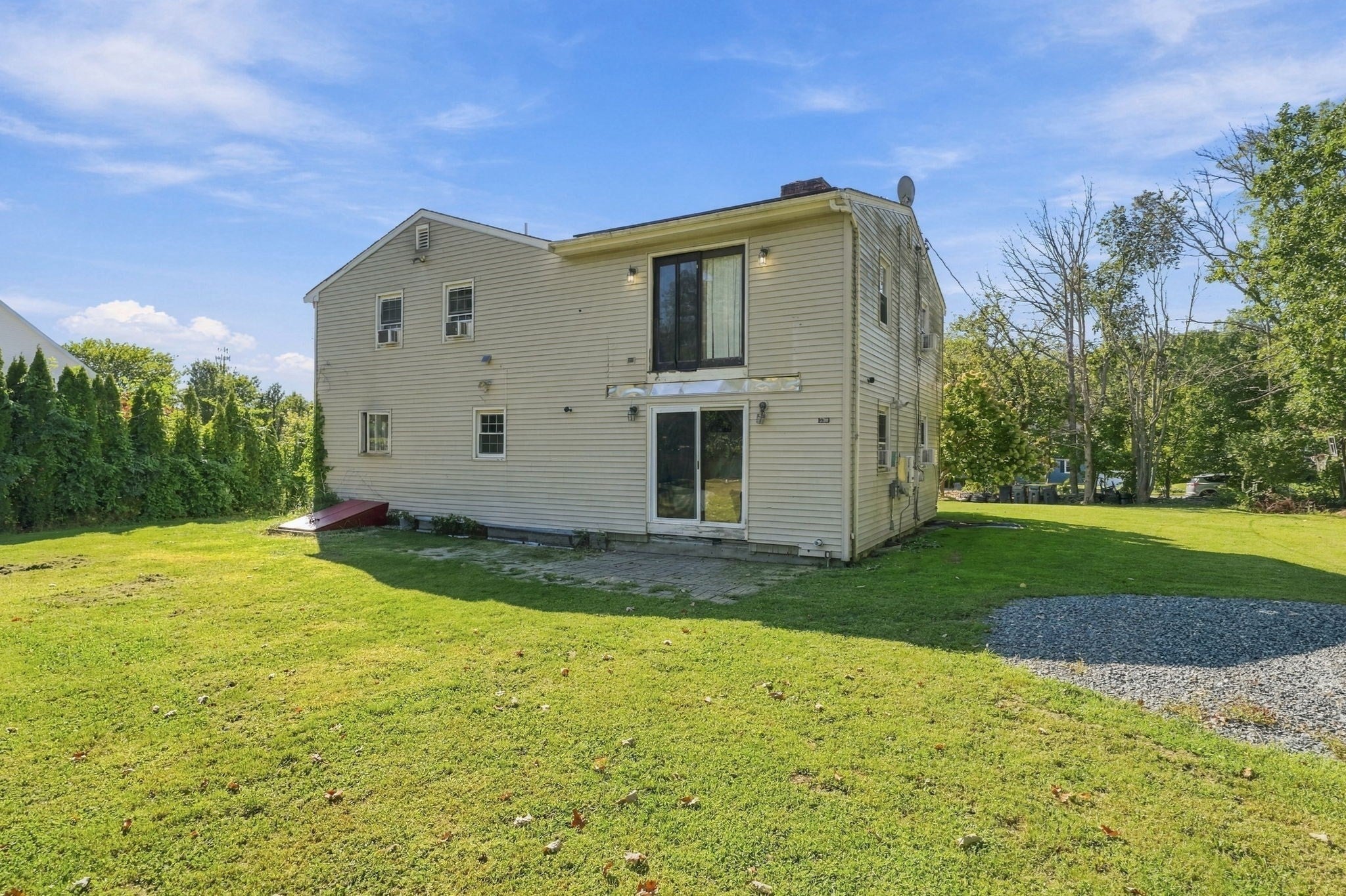 3320 County St, Somerset, MA Photo #21