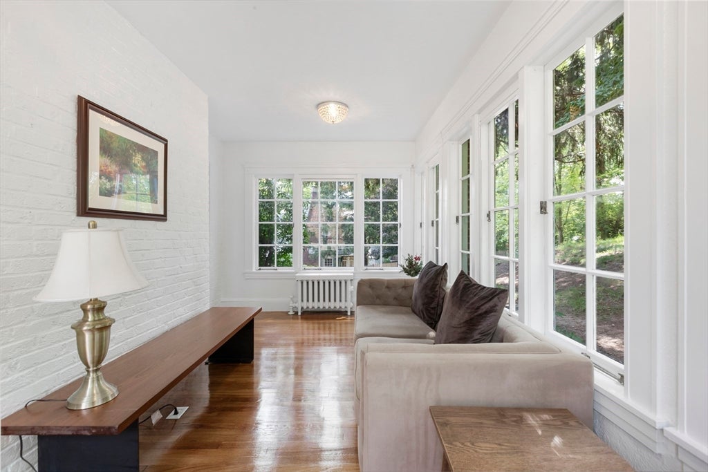 5 Moss Hill Rd, Boston, MA, 5 Moss Hill Rd, Boston, MA Photo #4