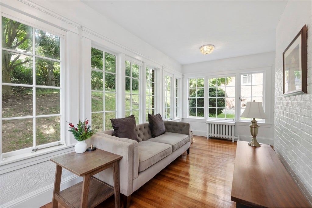 5 Moss Hill Rd, Boston, MA, 5 Moss Hill Rd, Boston, MA Photo #2