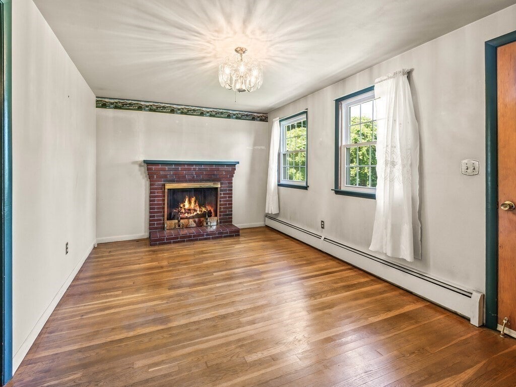 60 Burbank Rd, Sutton, MA, 60 Burbank Rd, Sutton, MA Photo #8