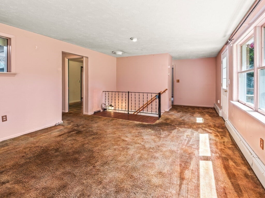 60 Burbank Rd, Sutton, MA, 60 Burbank Rd, Sutton, MA Photo #12