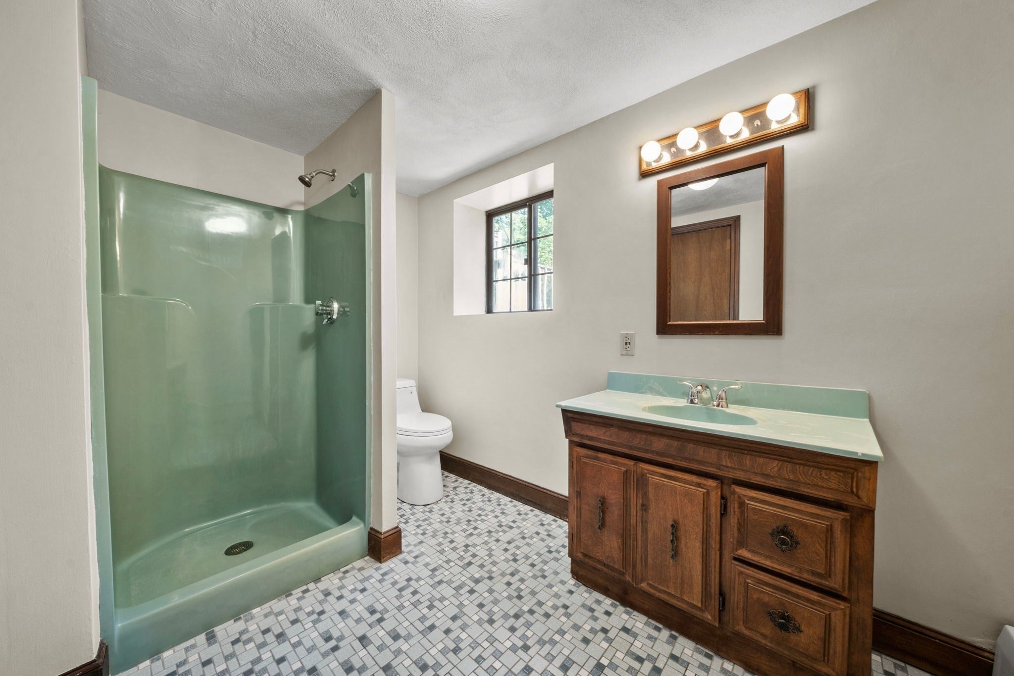 95 Standish Rd, Lynn, MA Photo #19