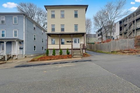 Photo of 20 Mott St, Worcester, MA 01604 (MLS # 73510503)
