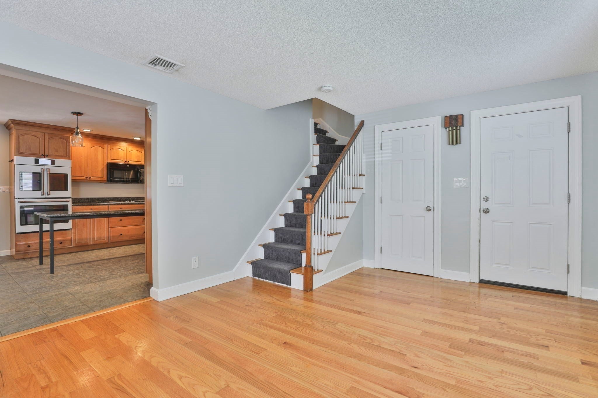 10 Rose Ave #10, Watertown, MA, 10 Rose Ave #10, Watertown, MA Photo #7