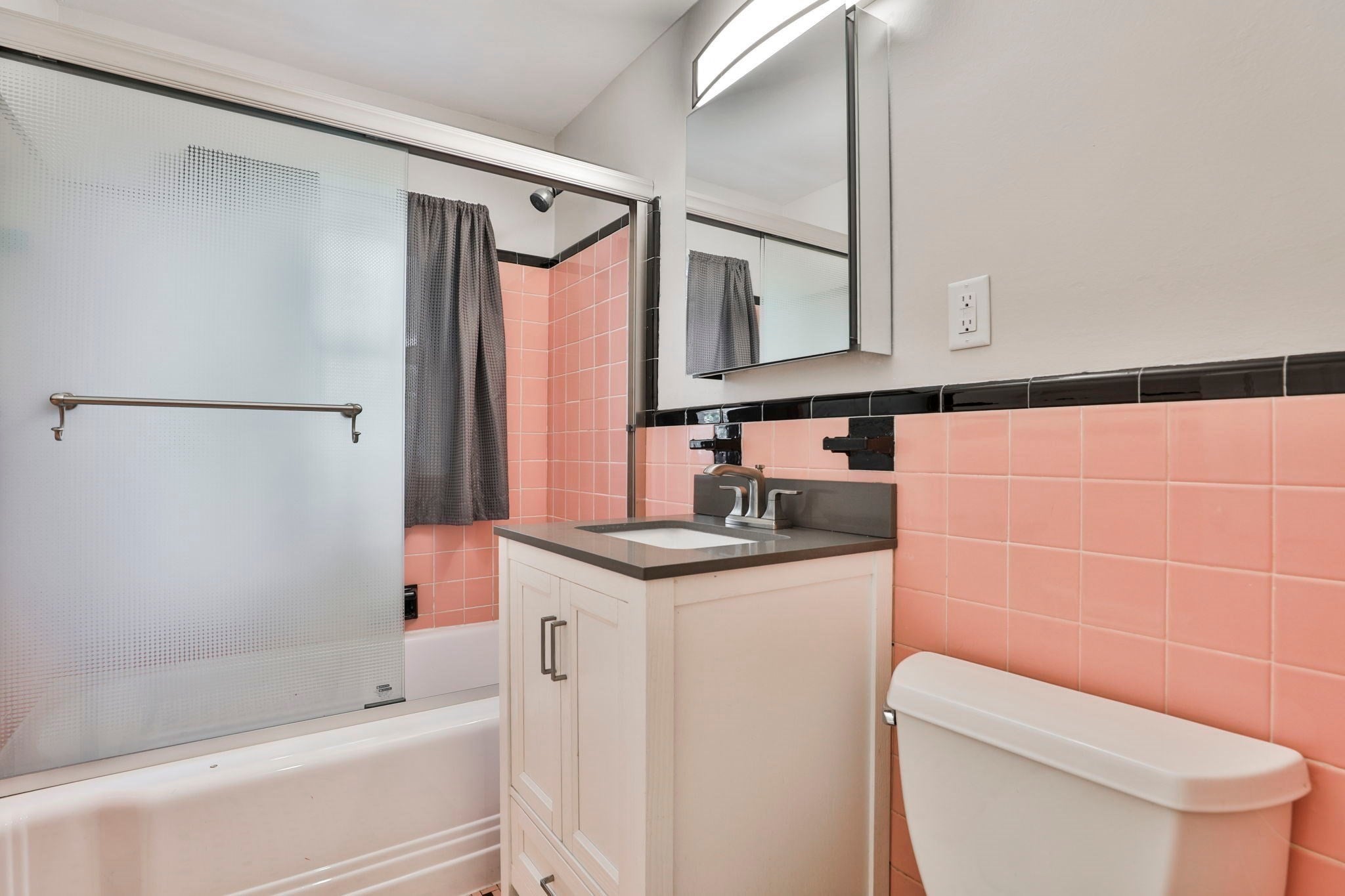 10 Rose Ave #10, Watertown, MA, 10 Rose Ave #10, Watertown, MA Photo #25