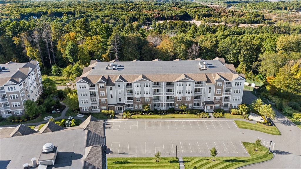 4 Francis Dr 105