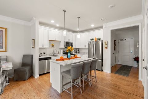 4 Francis Dr 105 Andover MA 01810