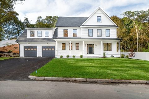 32 Garden Road Stoneham MA 02180