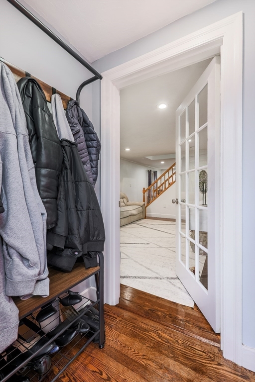 62 Edgemere Blvd