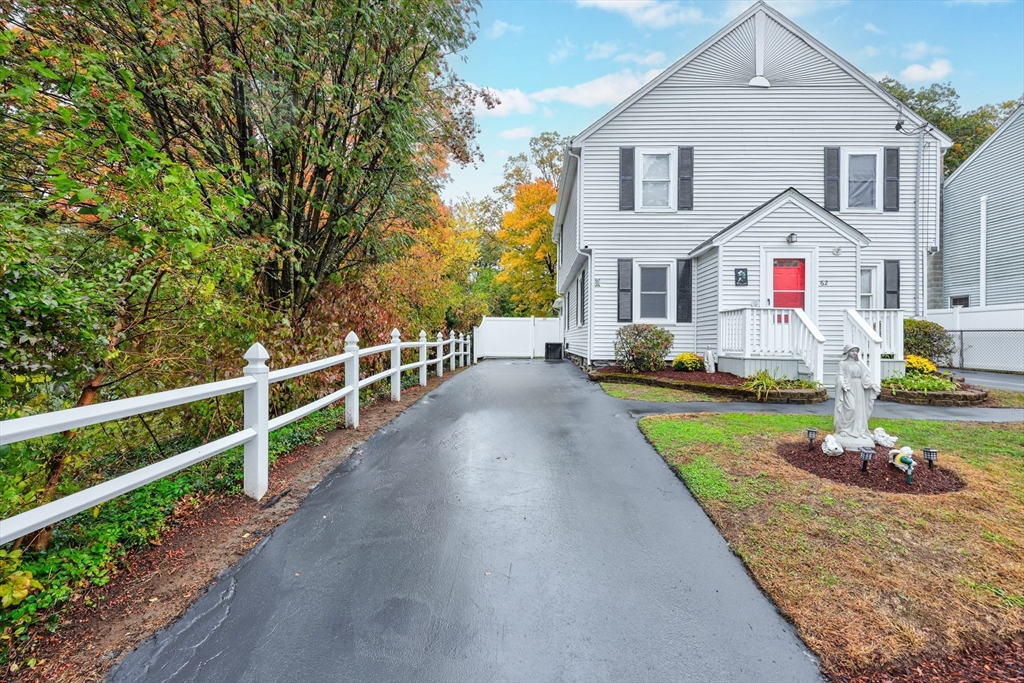 62 Edgemere Blvd