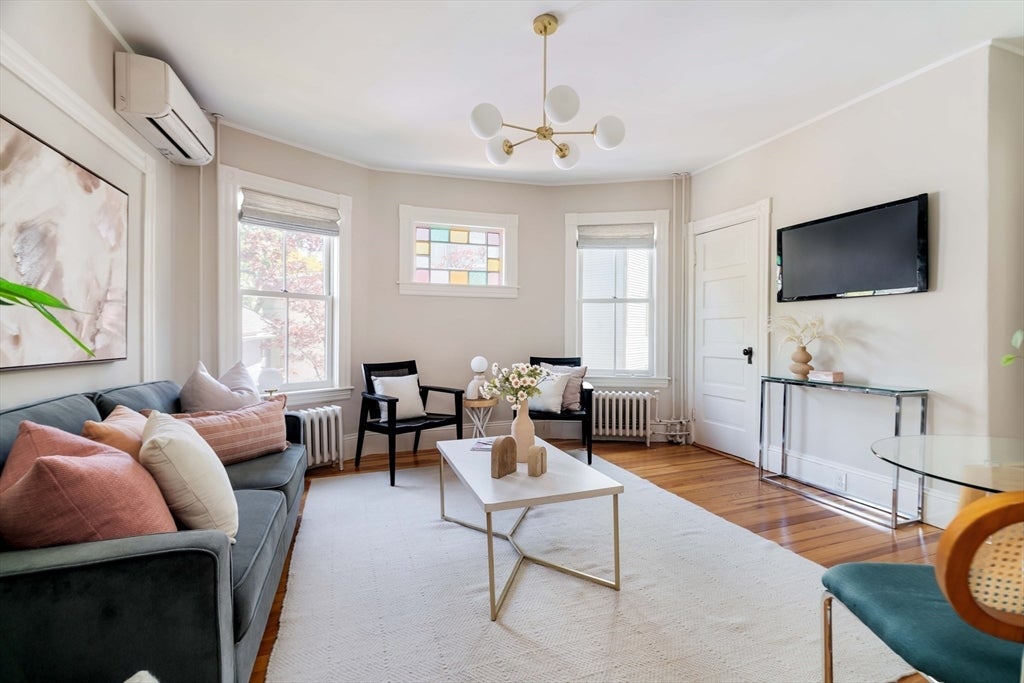 87 Kinnaird St. 2