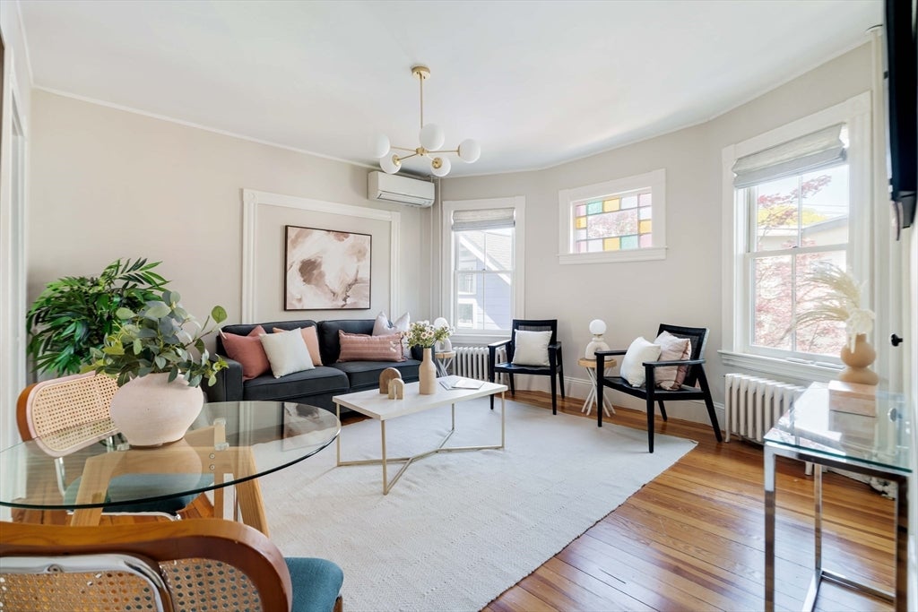 87 Kinnaird St. 2