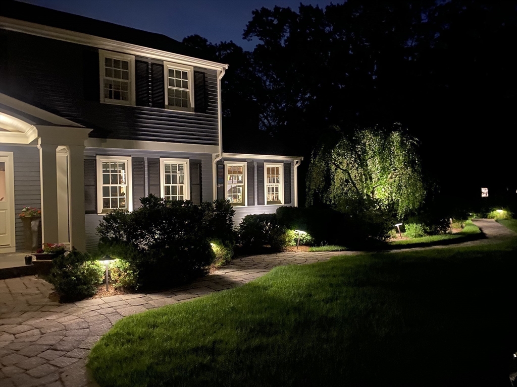 80 Pokonoket Ave