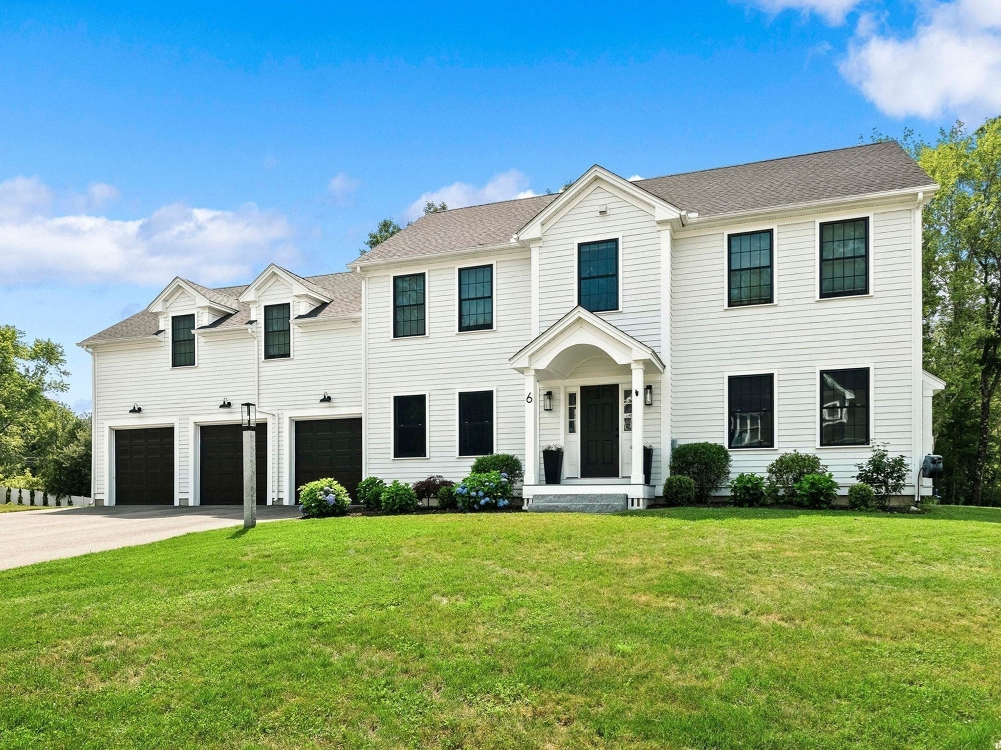6 Genevieve Ln