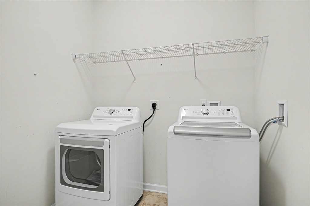 11 Peters Farm Way #409, Westborough, MA Photo #24