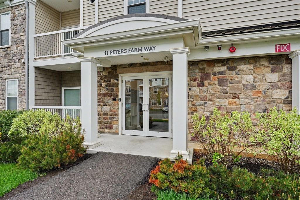 11 Peters Farm Way #409, Westborough, MA Photo #3
