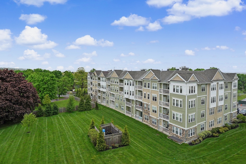11 Peters Farm Way #409, Westborough, MA Photo #2