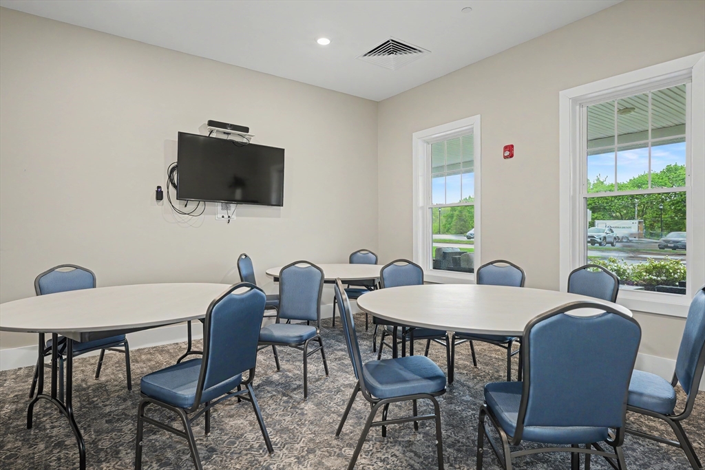 11 Peters Farm Way #409, Westborough, MA Photo #34