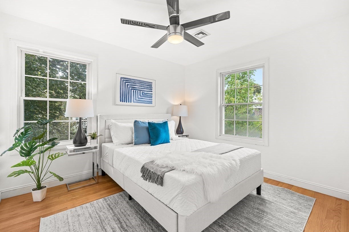 37 Pond St #1, Waltham, MA Photo #13