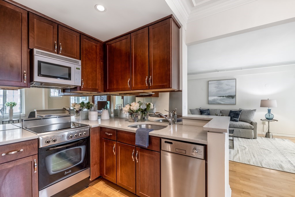 20 Chapel St B701