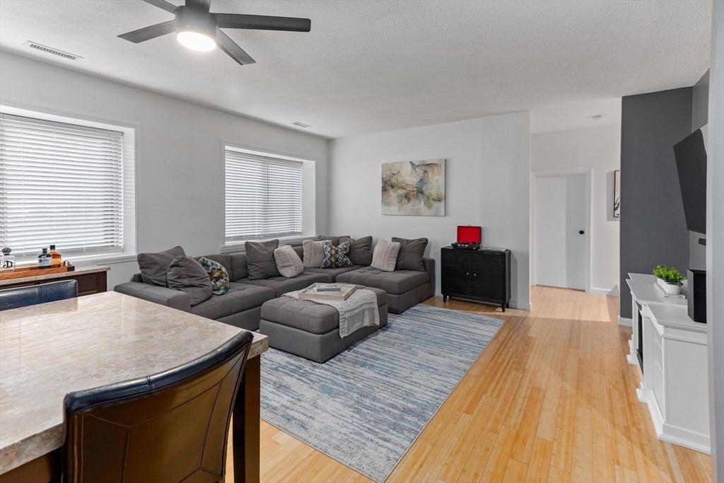 150 Rumford Ave #123, Mansfield, MA, 150 Rumford Ave #123, Mansfield, MA Photo #3
