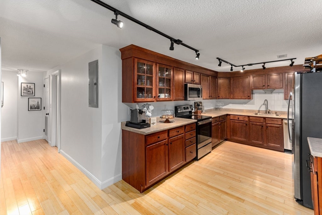 150 Rumford Ave #123, Mansfield, MA, 150 Rumford Ave #123, Mansfield, MA Photo #5