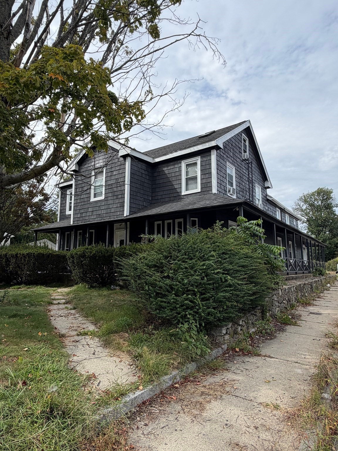 847 Pearl St