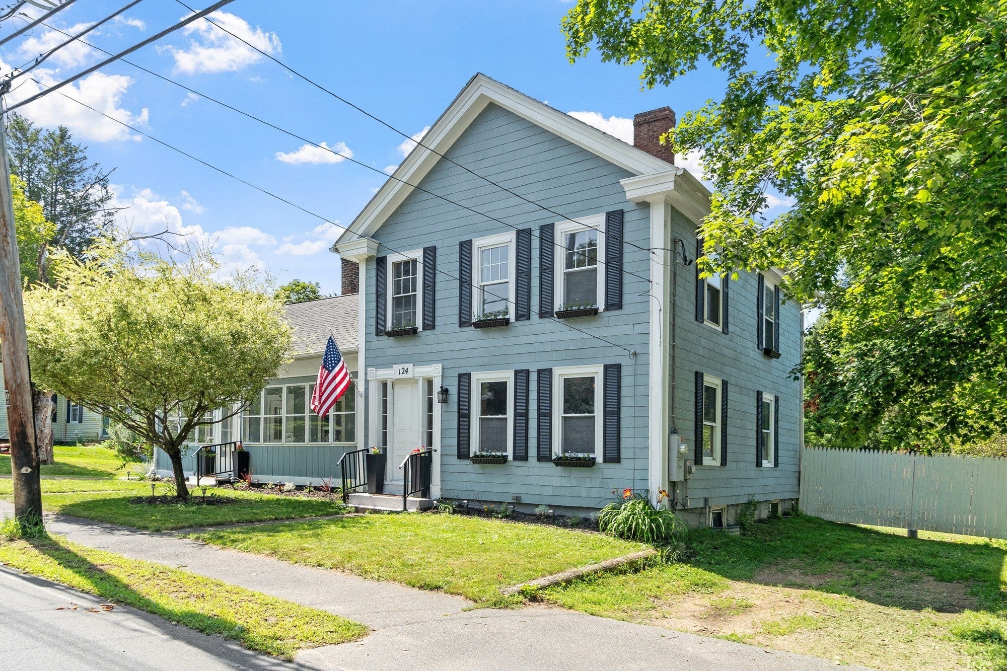 124 Southbridge Rd