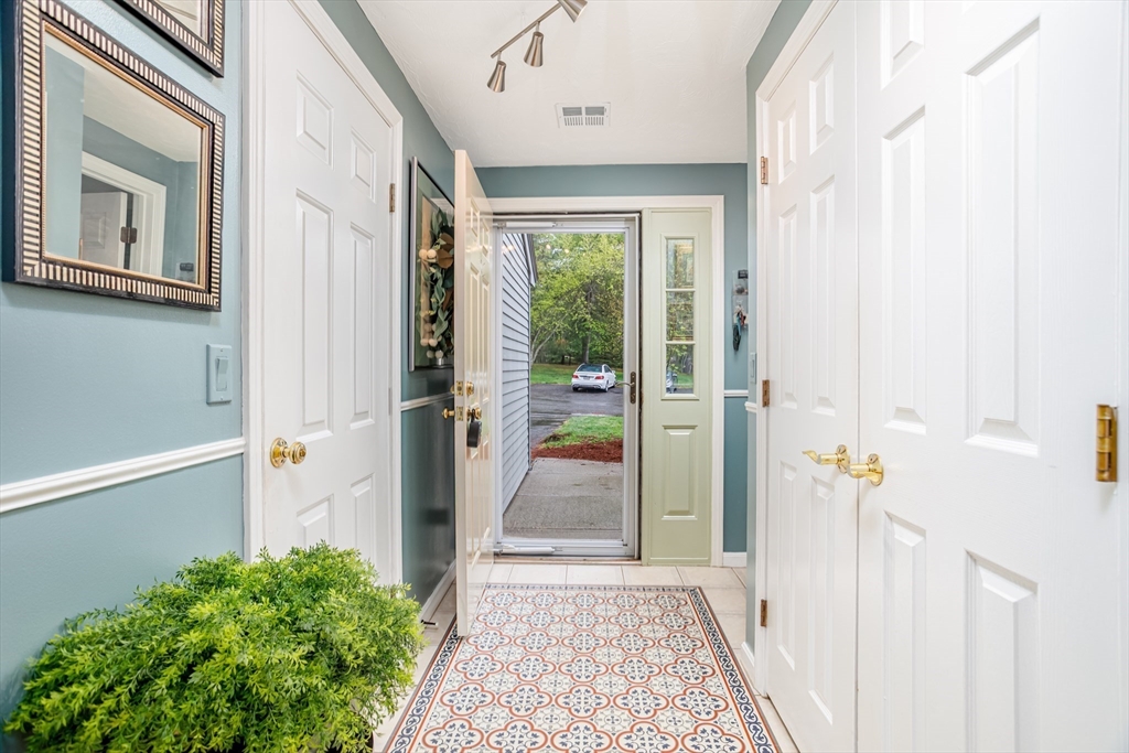 610 Ridgefield Cir D
