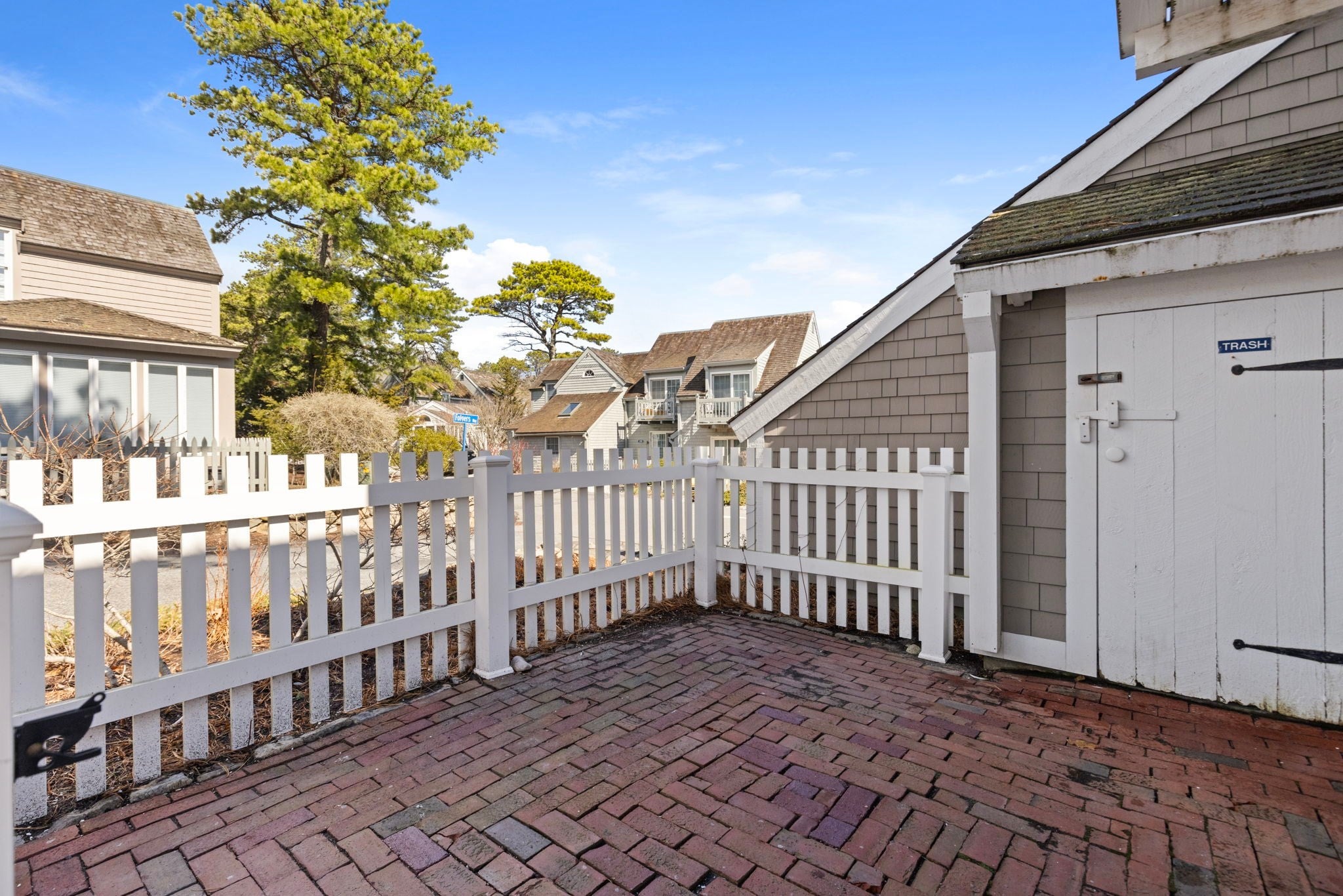 4 Hyannis Point Rd #4, Mashpee, MA, 4 Hyannis Point Rd #4, Mashpee, MA Photo #7