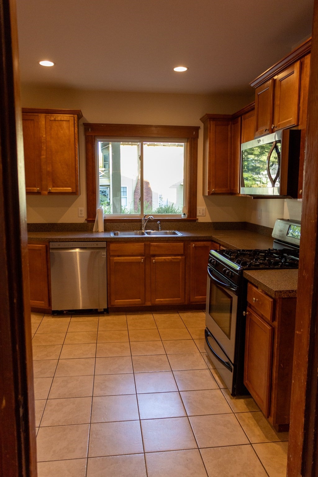 3 Mansfield St #A, Framingham, MA, 3 Mansfield St #A, Framingham, MA Photo #2