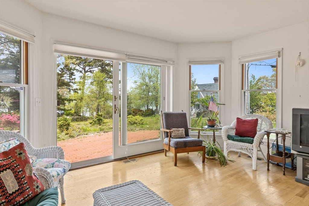 Chatham, Massachusetts 02650, United States, 3 Bedrooms Bedrooms, ,3 BathroomsBathrooms,Residential,Active,134406