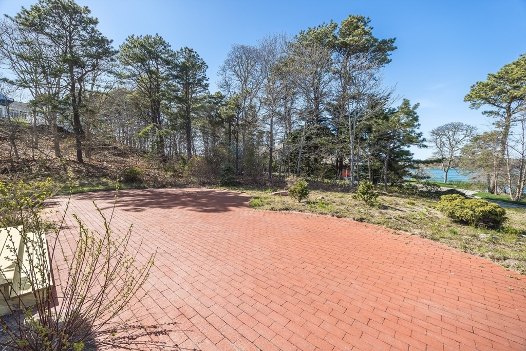 Chatham, Massachusetts 02650, United States, 3 Bedrooms Bedrooms, ,3 BathroomsBathrooms,Residential,Active,134406