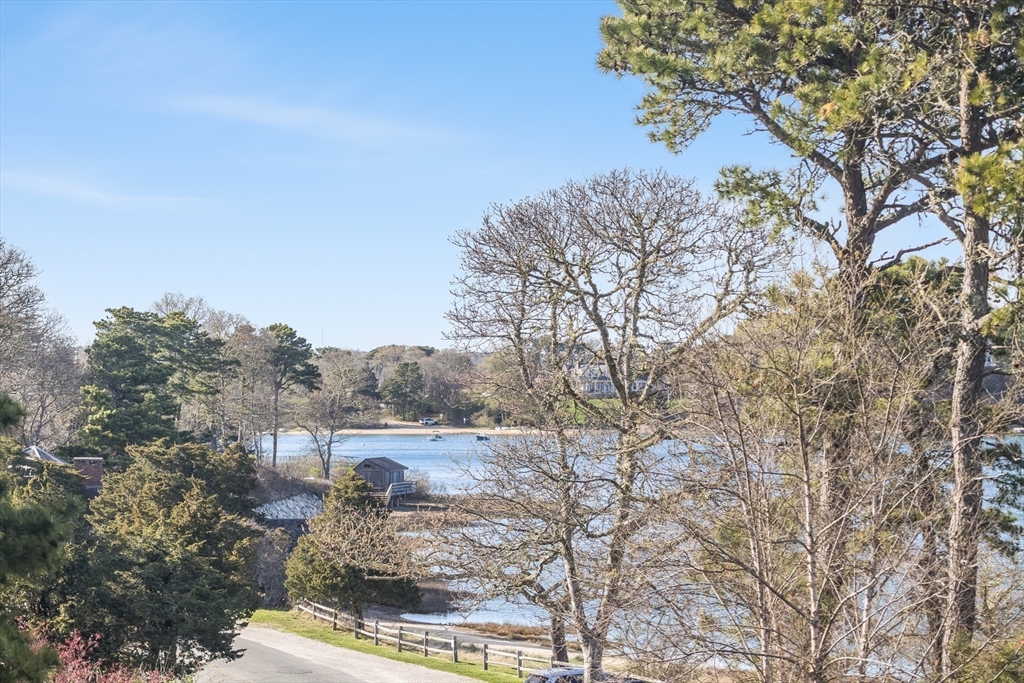 Chatham, Massachusetts 02650, United States, 3 Bedrooms Bedrooms, ,3 BathroomsBathrooms,Residential,Active,134406