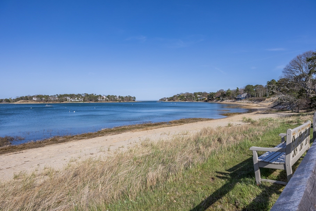 Chatham, Massachusetts 02650, United States, 3 Bedrooms Bedrooms, ,3 BathroomsBathrooms,Residential,Active,134406