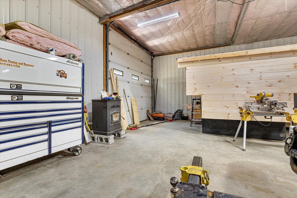 8 Oakwood Rd, Brimfield, MA Photo #25