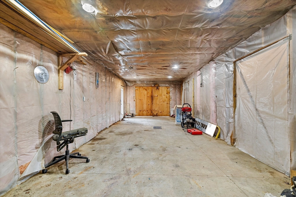 8 Oakwood Rd, Brimfield, MA Photo #27
