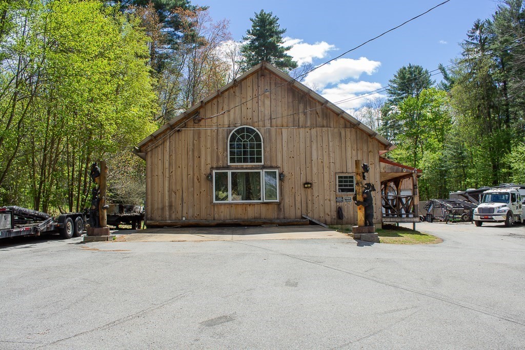 8 Oakwood Rd, Brimfield, MA Photo #30