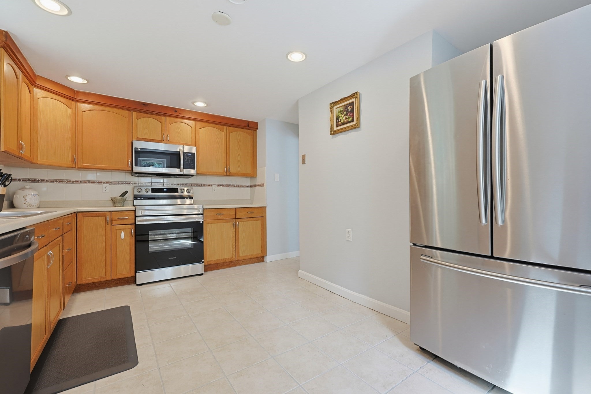 22 Harriss Ct, Abington, MA, 22 Harriss Ct, Abington, MA Photo #10