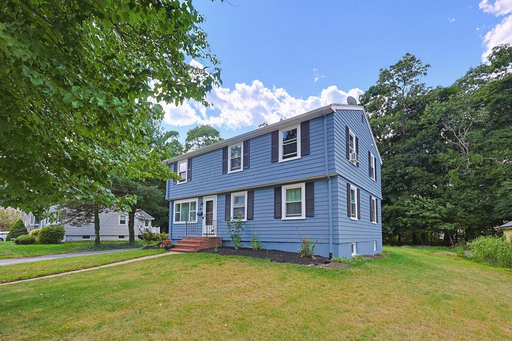 22 Harriss Ct