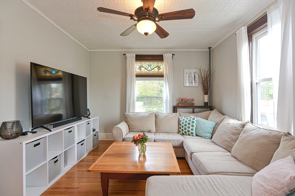 24 Main St, Upton, MA Photo #14