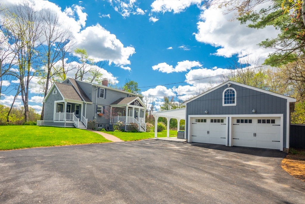 3 Walters Dr, Oxford, MA Photo #2
