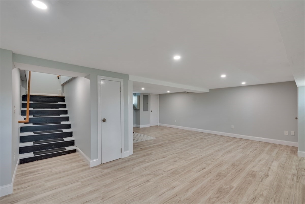 3 Walters Dr, Oxford, MA Photo #28