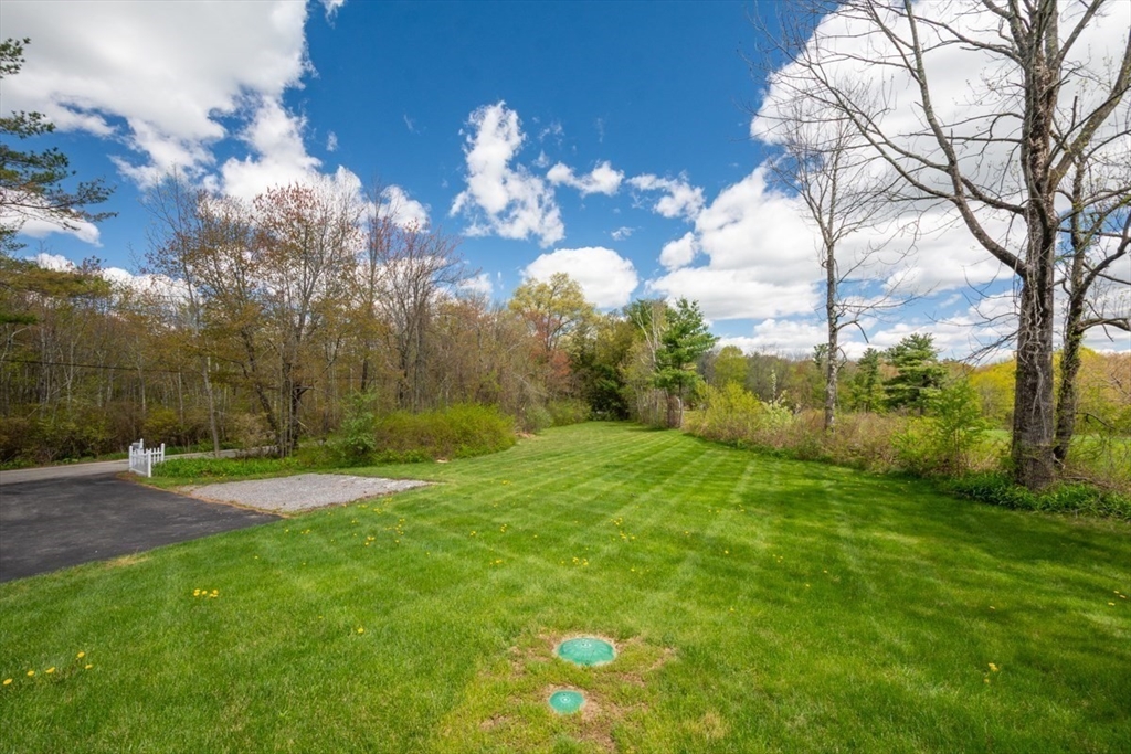 3 Walters Dr, Oxford, MA Photo #37