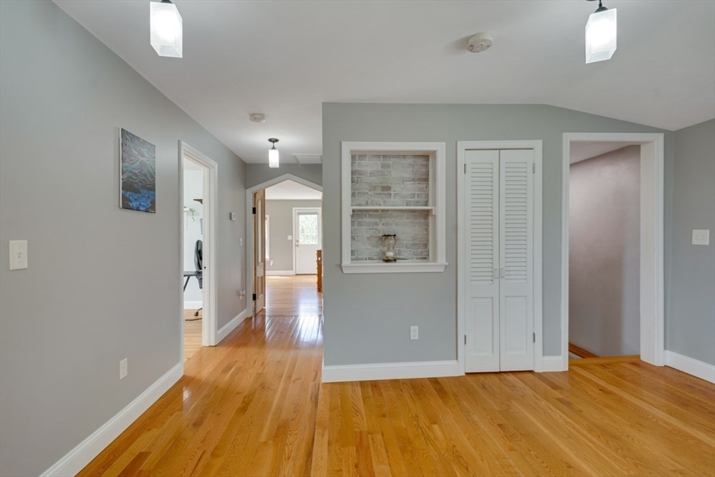 3 Walters Dr, Oxford, MA Photo #27