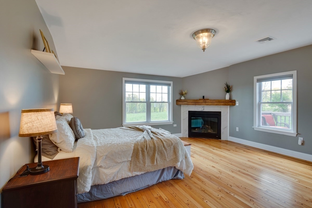 3 Walters Dr, Oxford, MA Photo #17